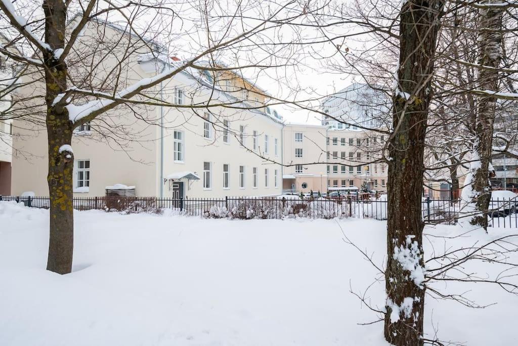 Cozy Studio Apartment Tallin Exterior foto